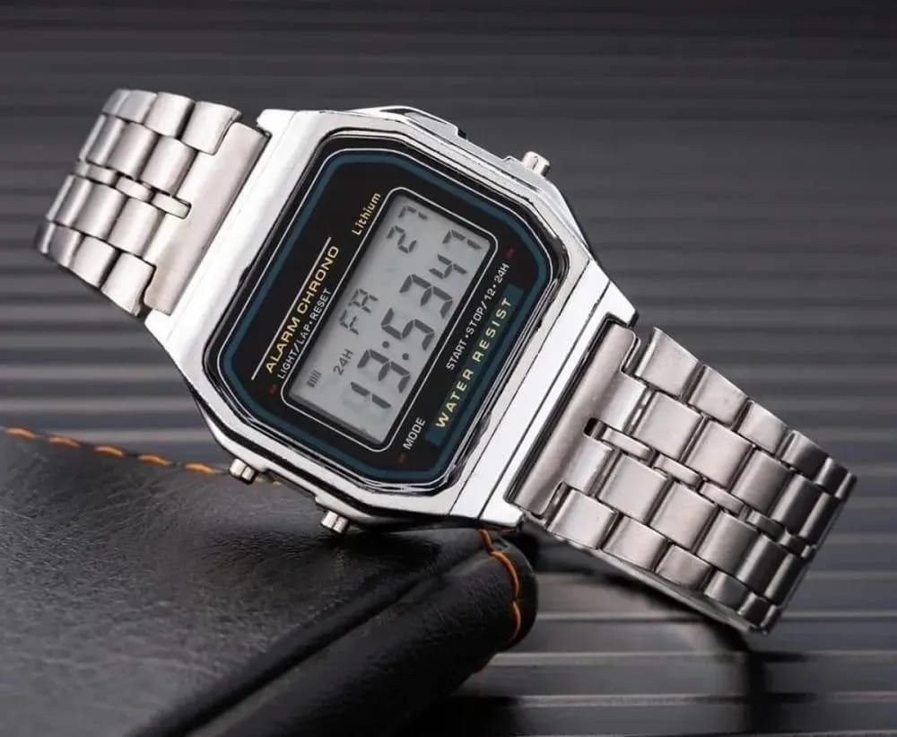 CASIO Men's Digital watch