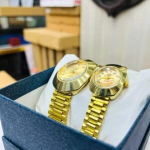 Stylish 2 Pcs Analogue Watches