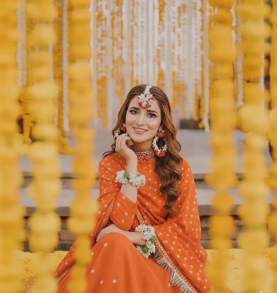 Stunning 3 Pcs Women's Stitched