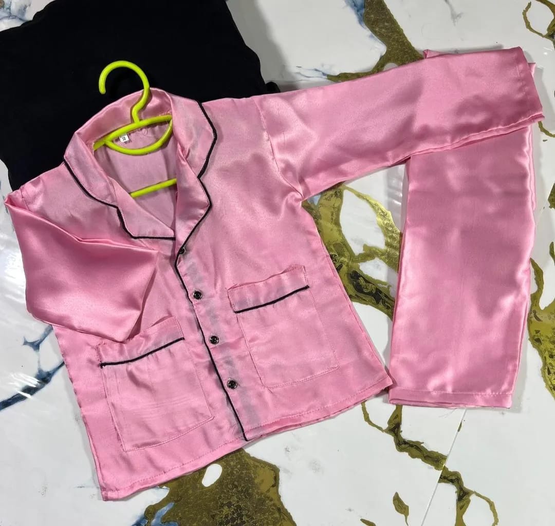 2 Pcs Girl's Stitched