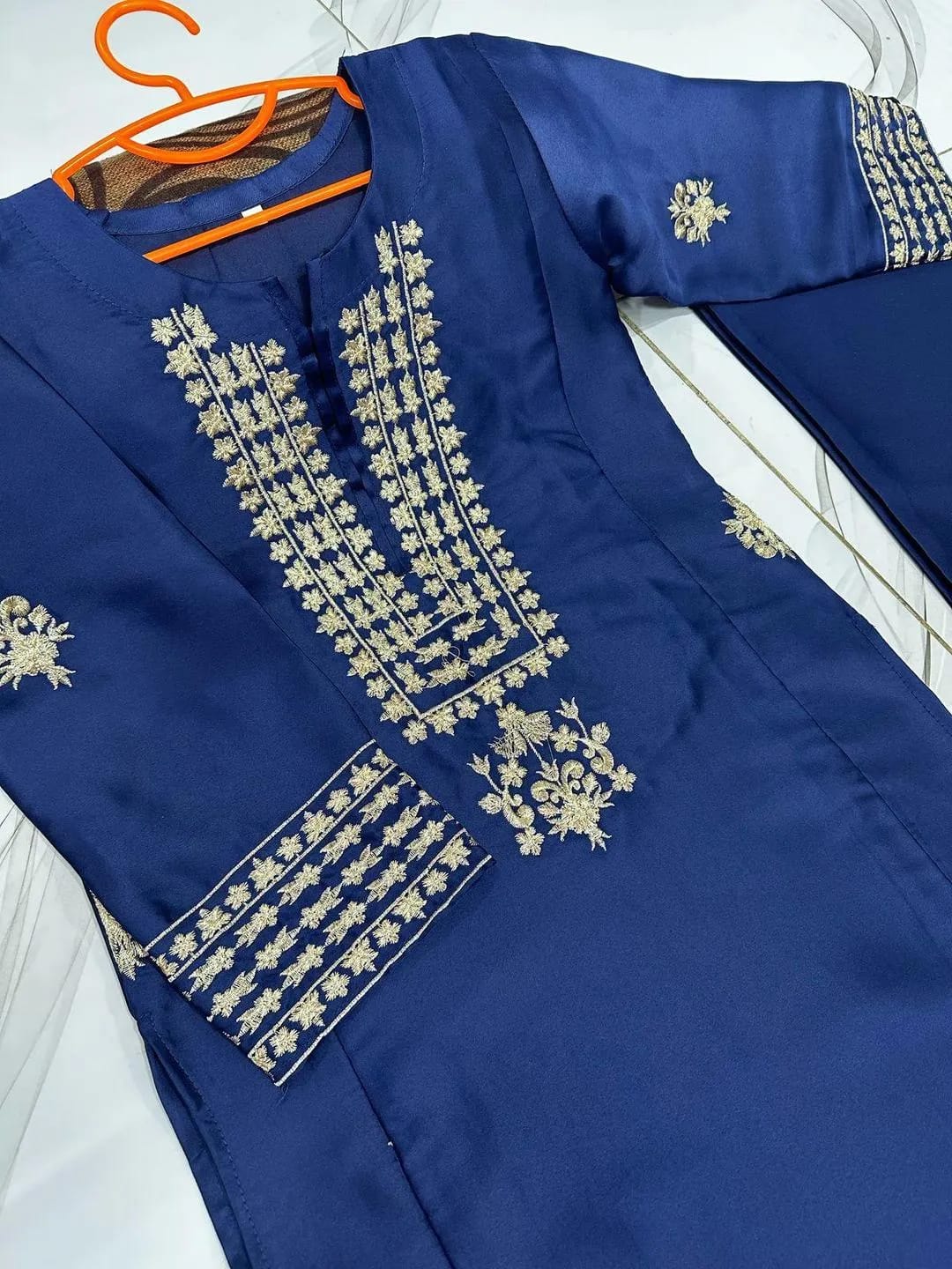 Girl's Shamoz Silk Embroidered