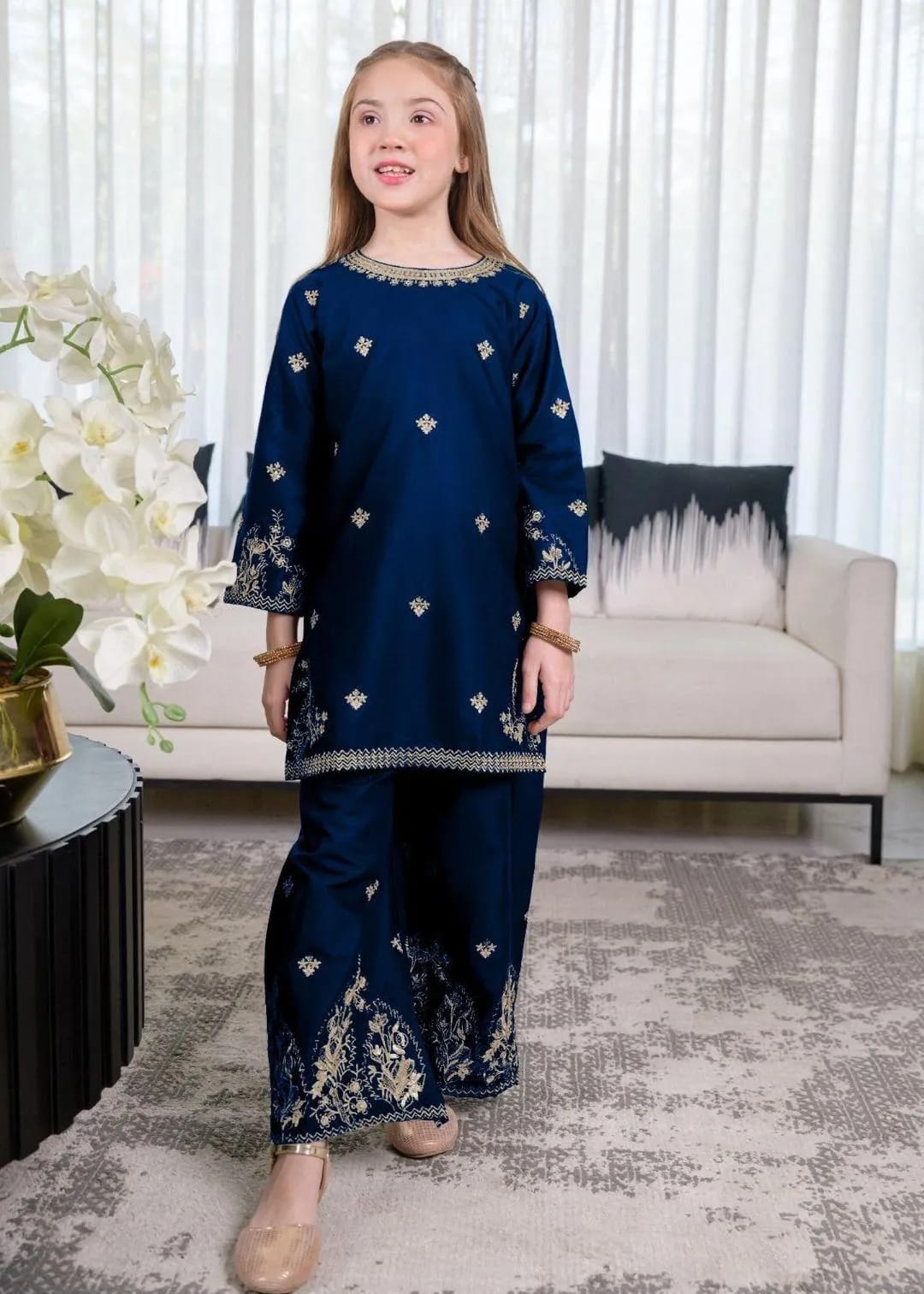 Embroidered Kurta And Shalwar Suit