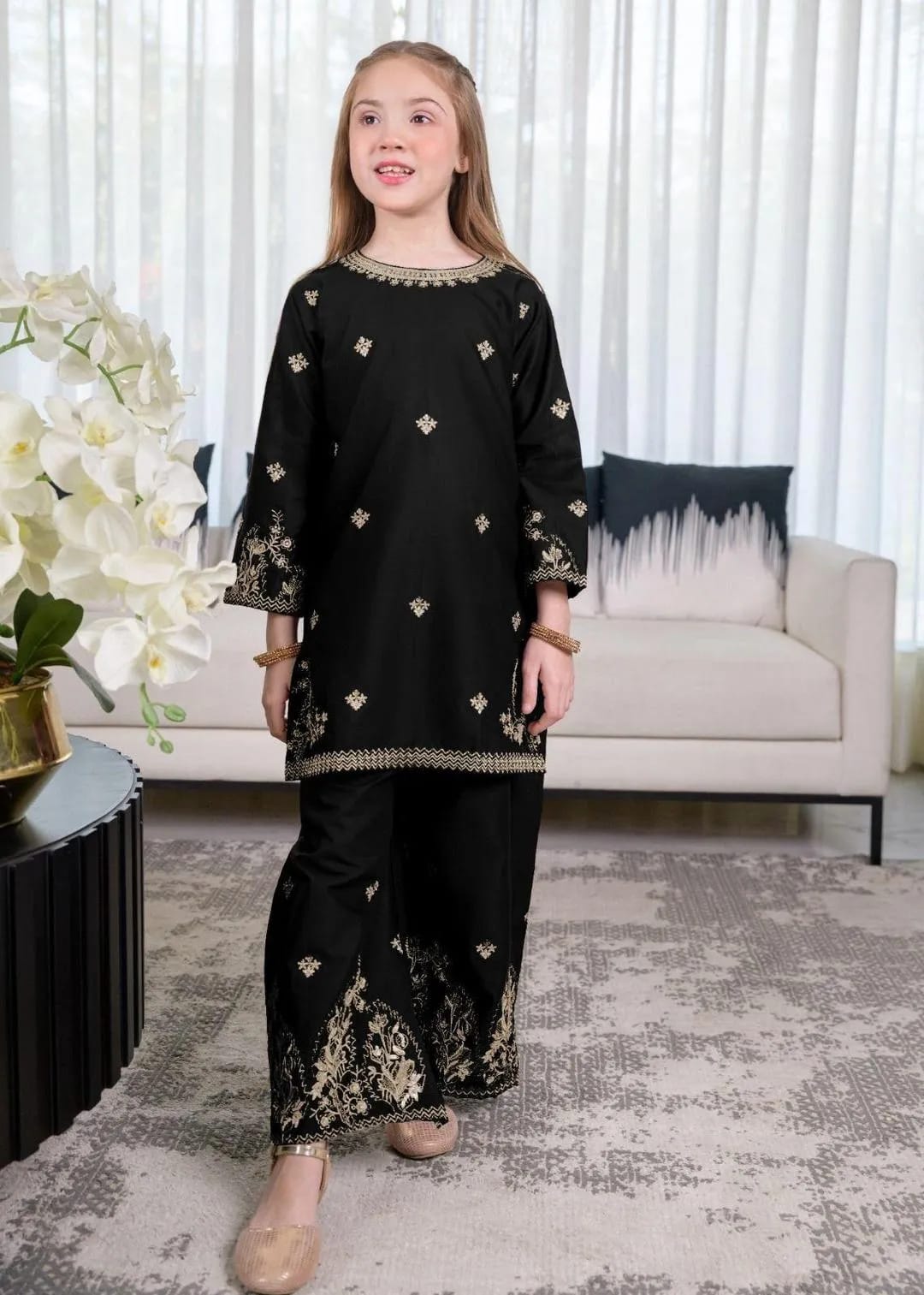 Embroidered Kurta And Shalwar Suit