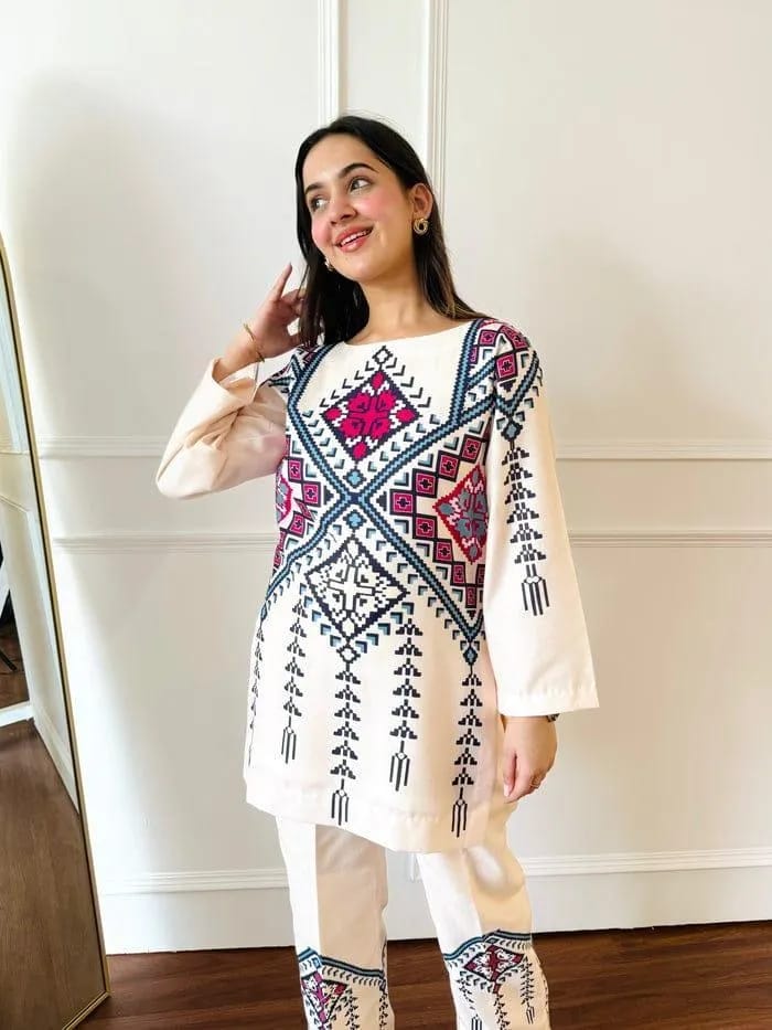 2 Pcs Women's Unstitched Printed Suit