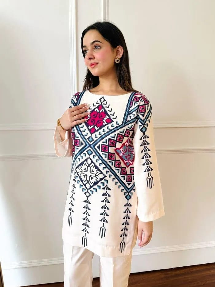2 Pcs Women's Unstitched Printed Suit