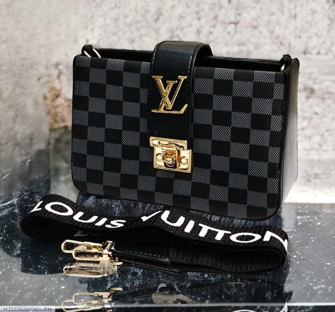 Stylish Girl's Black Crossbody Bag